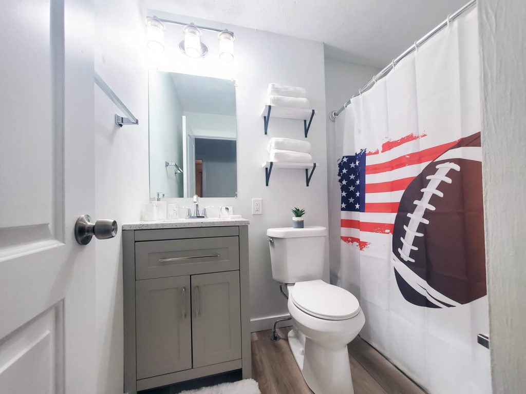 Hall of Fame Apartments interior 12