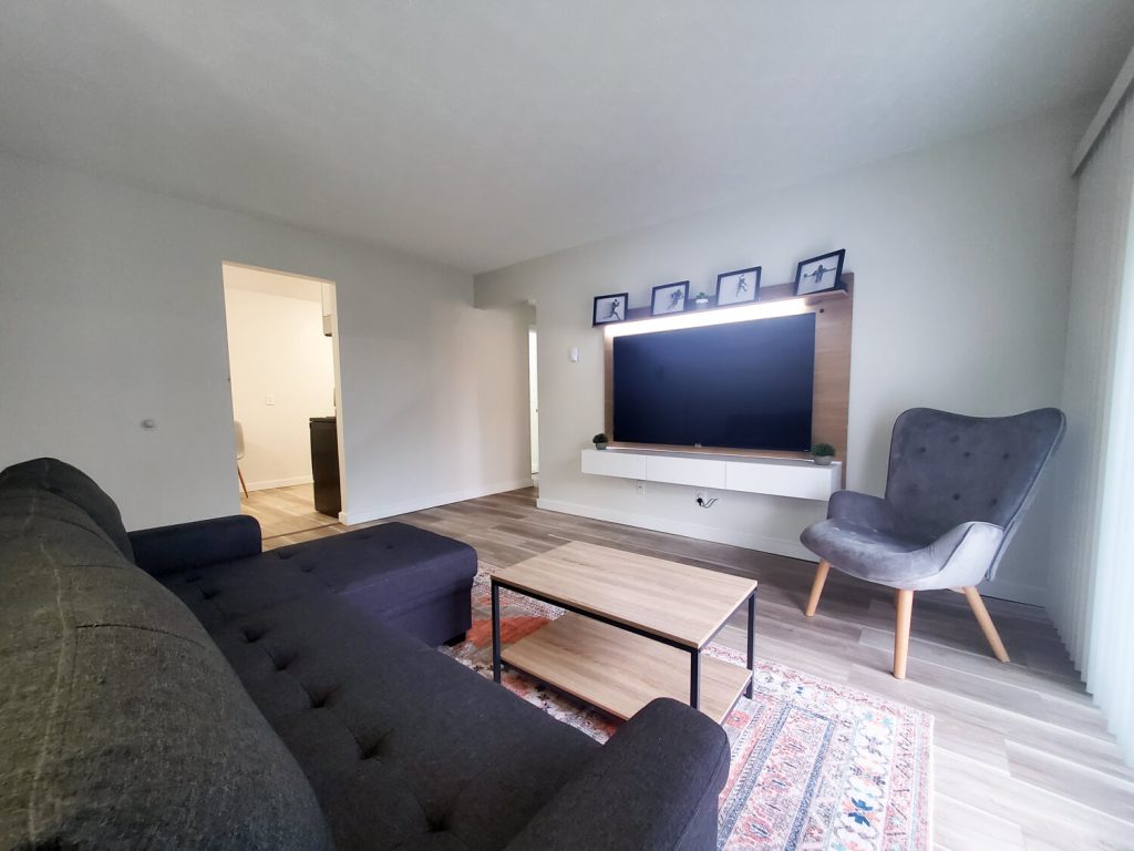 Hall of Fame Apartments interior 4